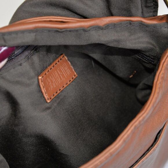 NWT Faux Leather Brown Crossbody Purse - Picture 3 of 6